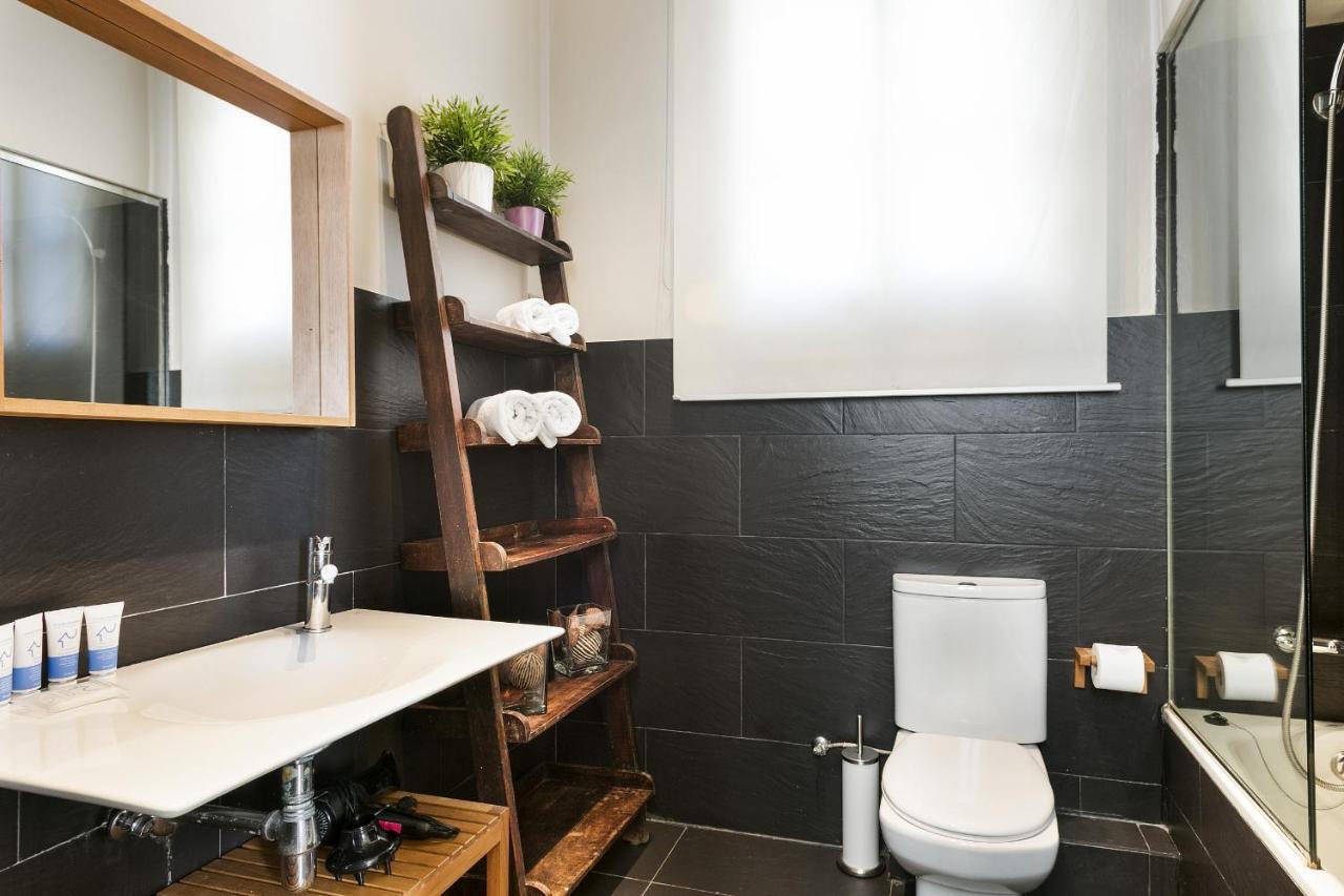 Ola Living Gaudi Apartment บาร์เซโลนา ภายนอก รูปภาพ